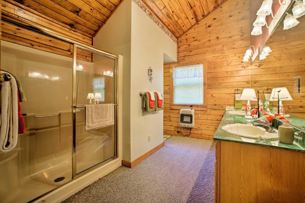 Eureka Springs Studio with Deck, Views&BBQ! Exterior foto