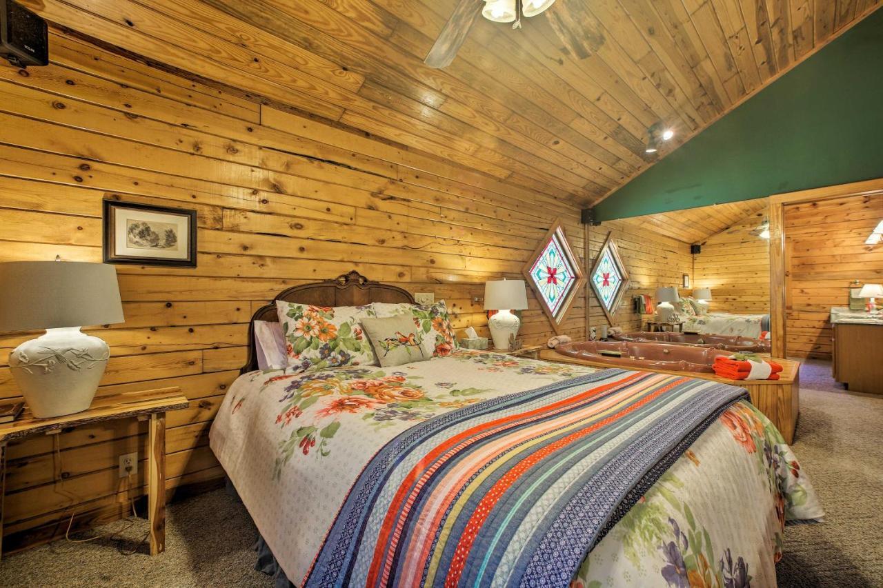 Eureka Springs Studio with Deck, Views&BBQ! Exterior foto